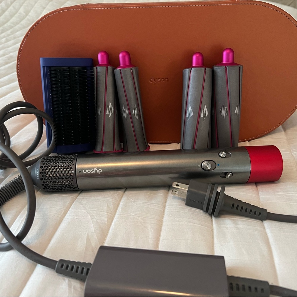 Dyson Hair Styling Set with Attachments